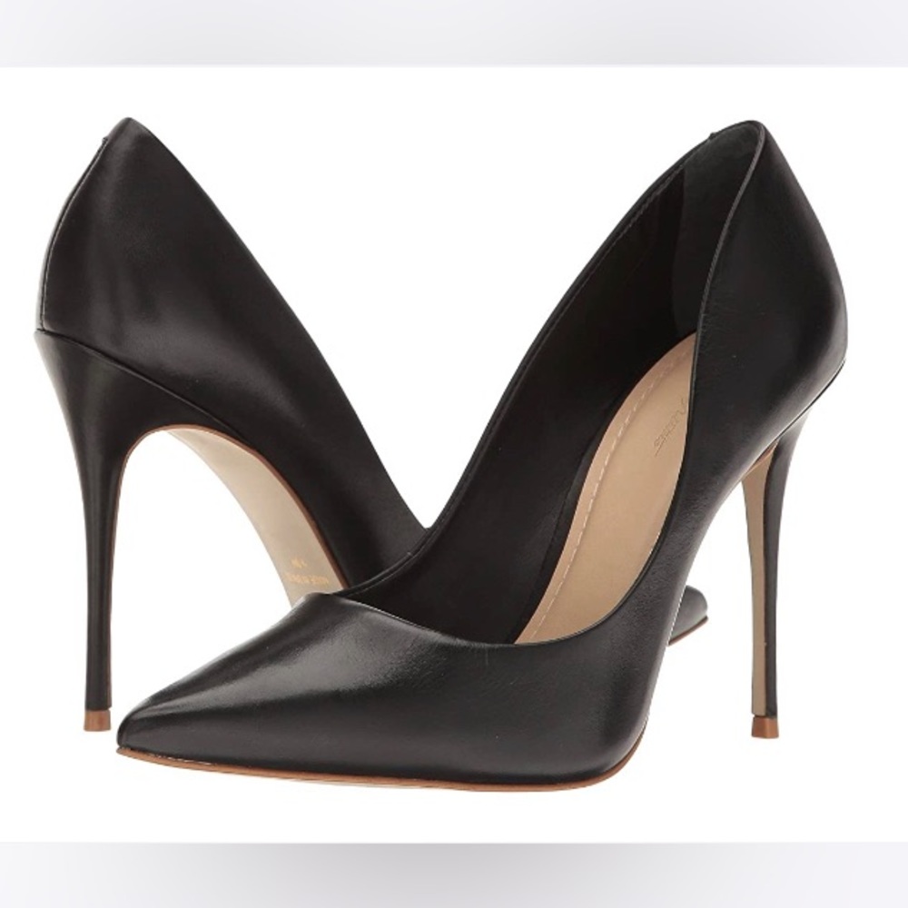 Massimo Matteo Pointy Toe Pumps - Black Leather - 7.5 - Brand new in box
